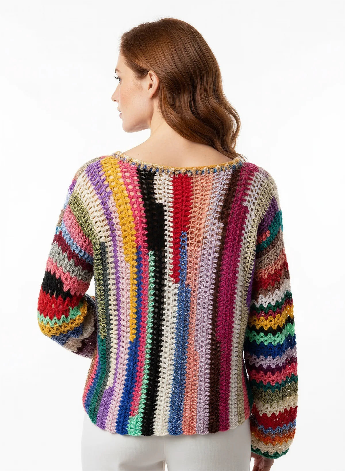 Pull femme Tapatouvu rayures verticales multicolores irisé – crochet fait main – de dos – Cachalabibi
