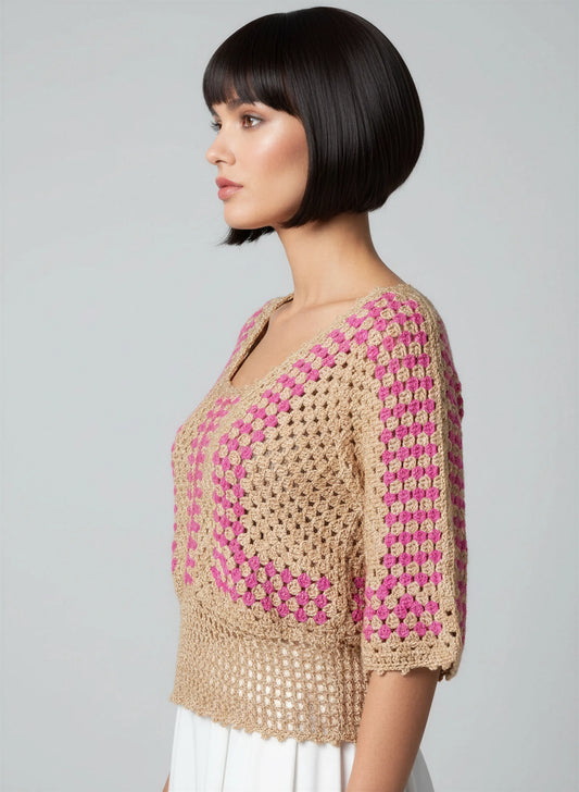 Haut crochet fait main Cremarosa camel carrés granny fuchsia bordure picot manches 3/4 profil – Cachalabibi