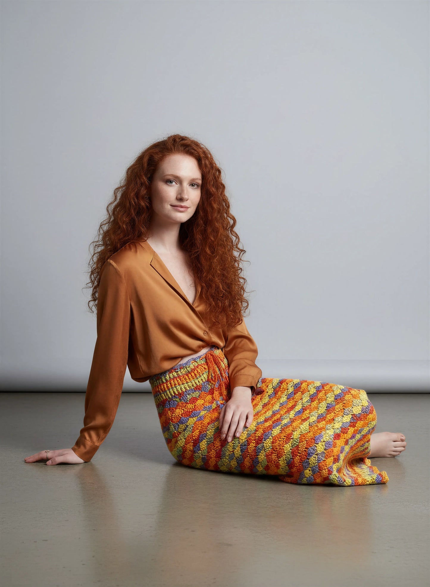 Jupe crochet fait main Gitana orange safran point coquilles diagonales multicolores longueur maxi cheville – Cachalabibi