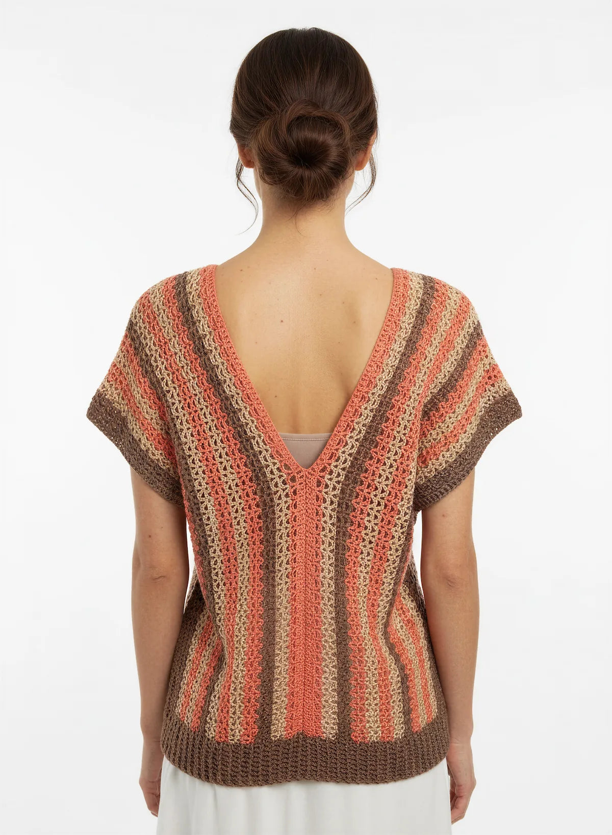 Pull manches courtes Belladonna rayures corail terracotta – crochet fait main – dos V plongeant – Cachalabibi
