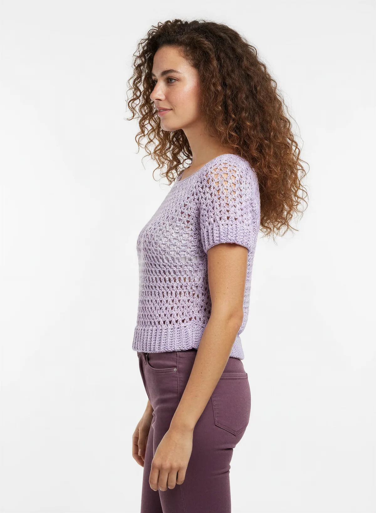 Pull manches courtes Glycina glycine ajouré – crochet fait main – de côté – Cachalabibi