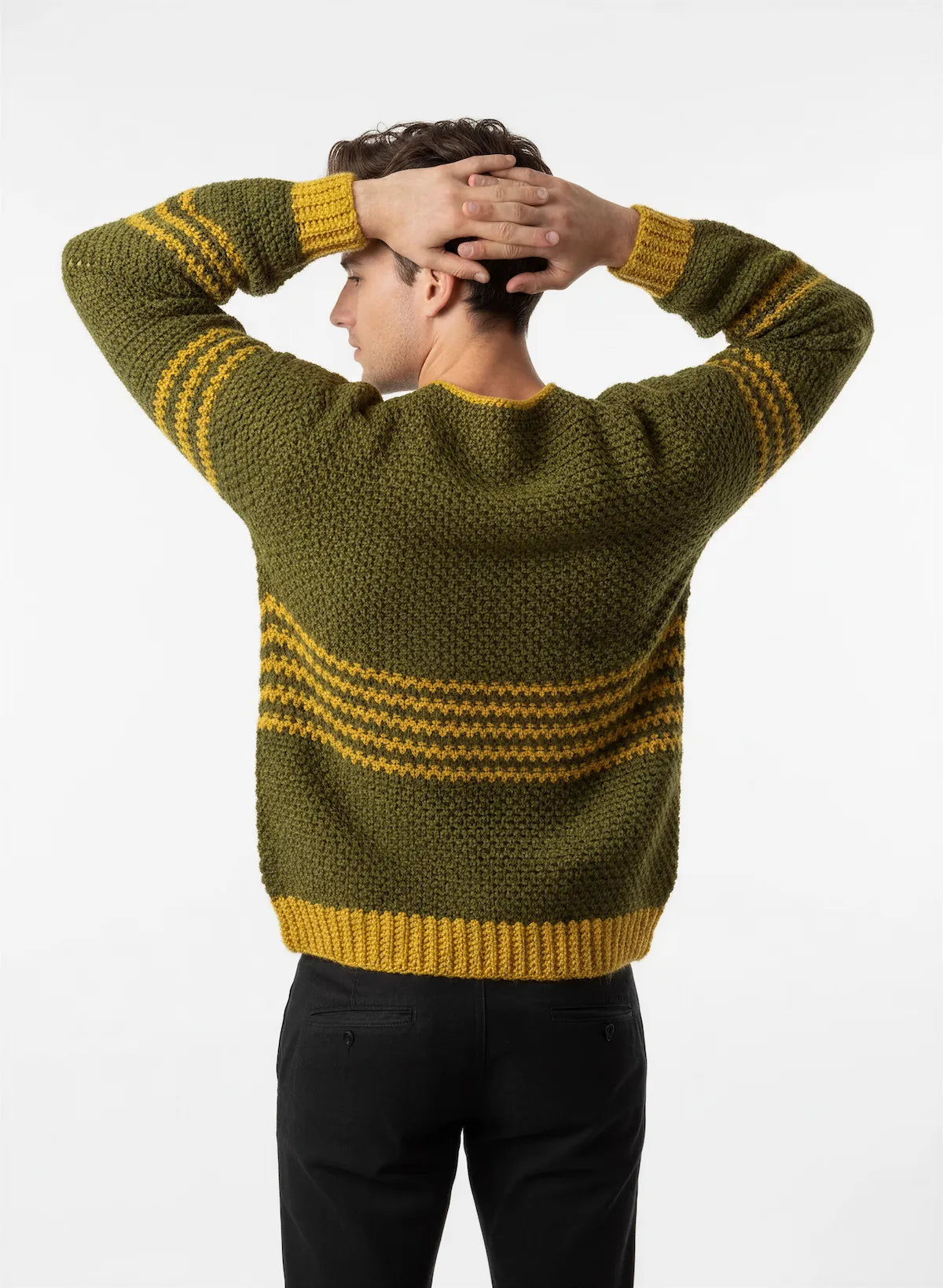 Pull homme Brazilo vert olive moutarde rayures – crochet fait main – de dos côtes moutarde – Cachalabibi