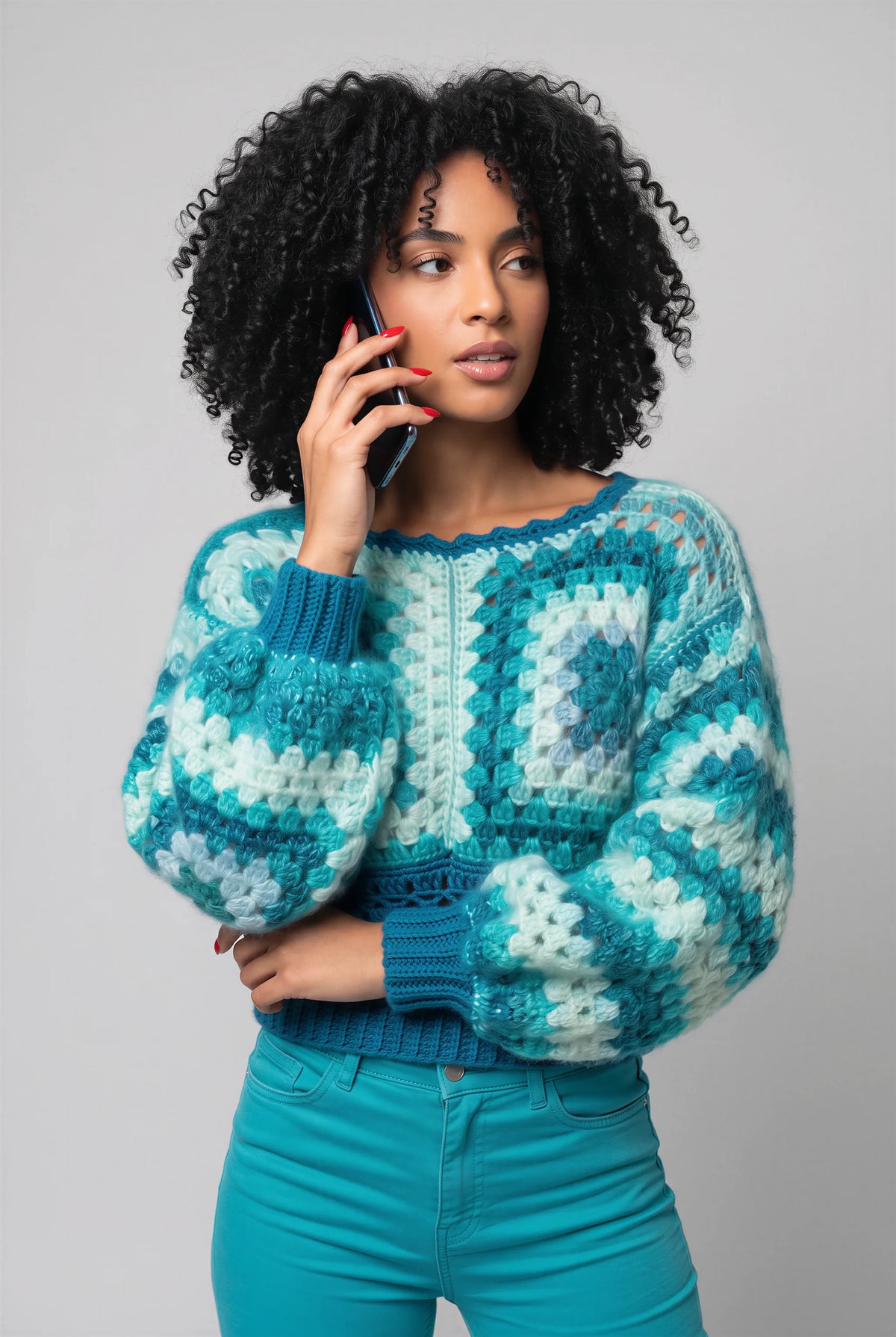 Pull Laguno crochet turquoise total look — vue face téléphone — Cachalabibi