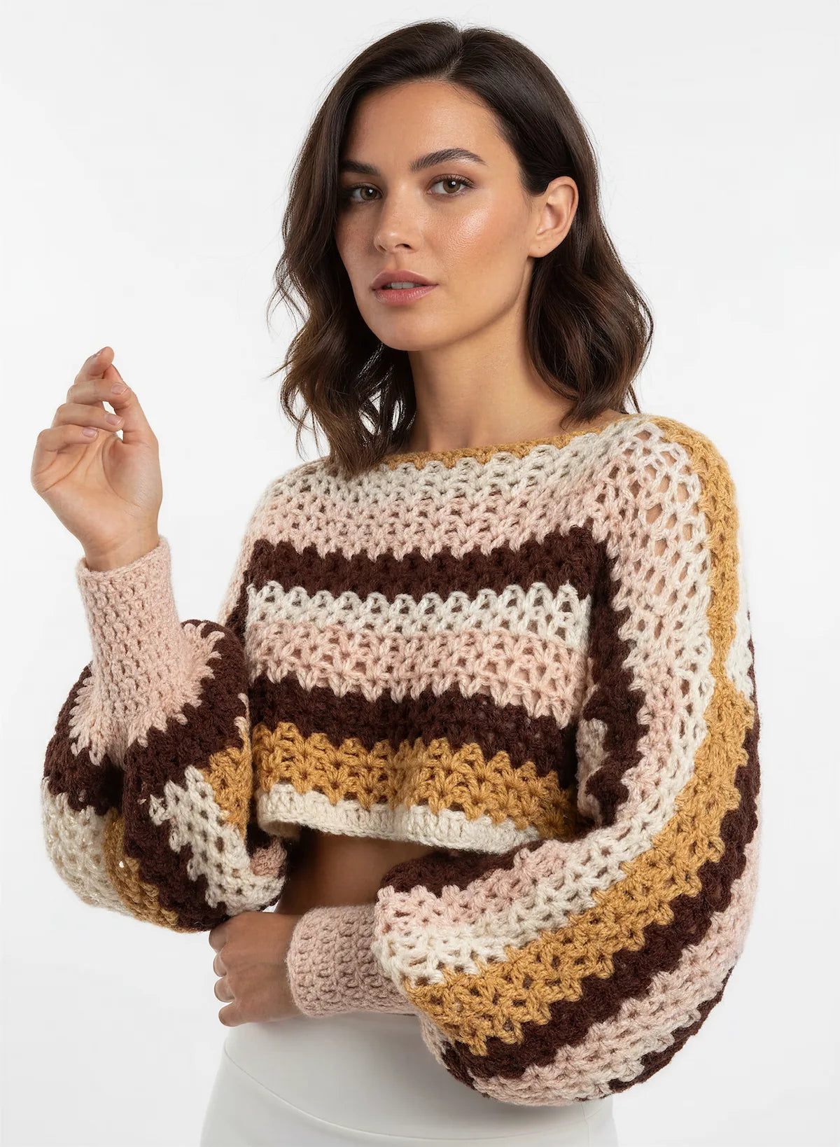 Pull court Masaï rayures terracotta miel ajouré – crochet fait main – rapproché encolure bateau – Cachalabibi