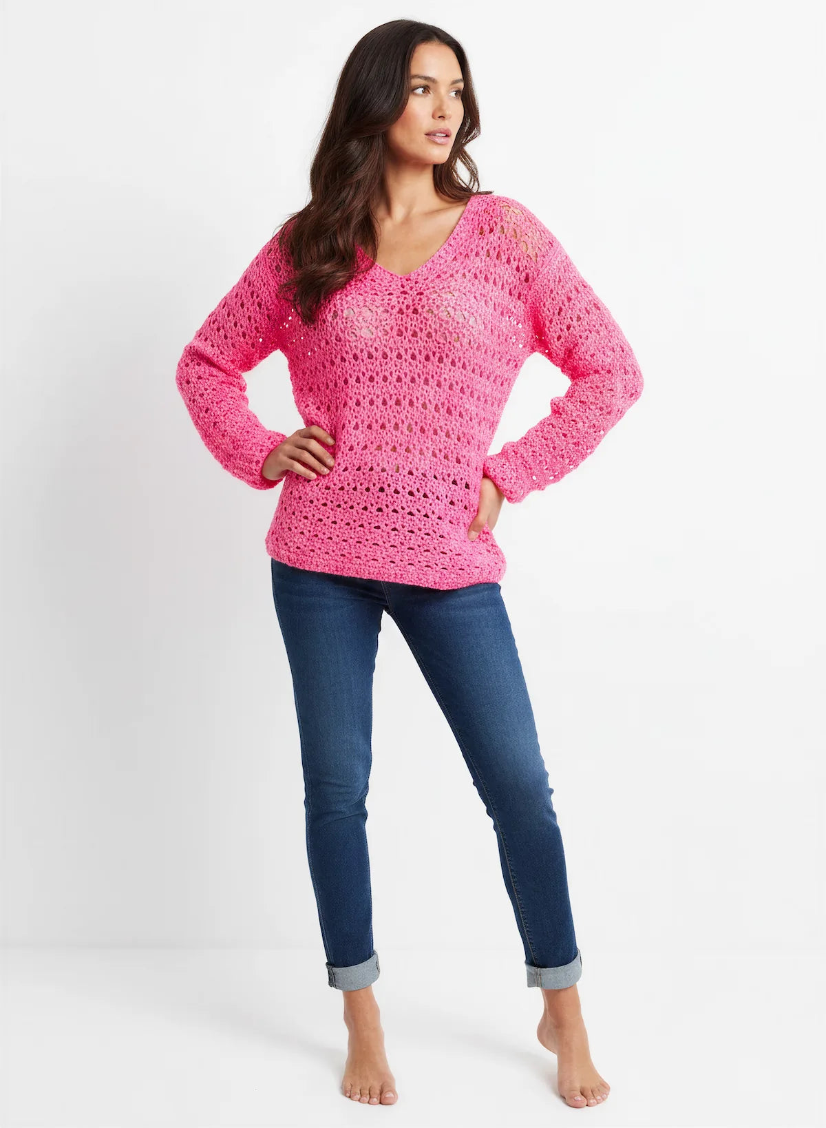 Pull femme Reine de Saba rose fuchsia éventails ajouré – crochet fait main – de face – Cachalabibi
