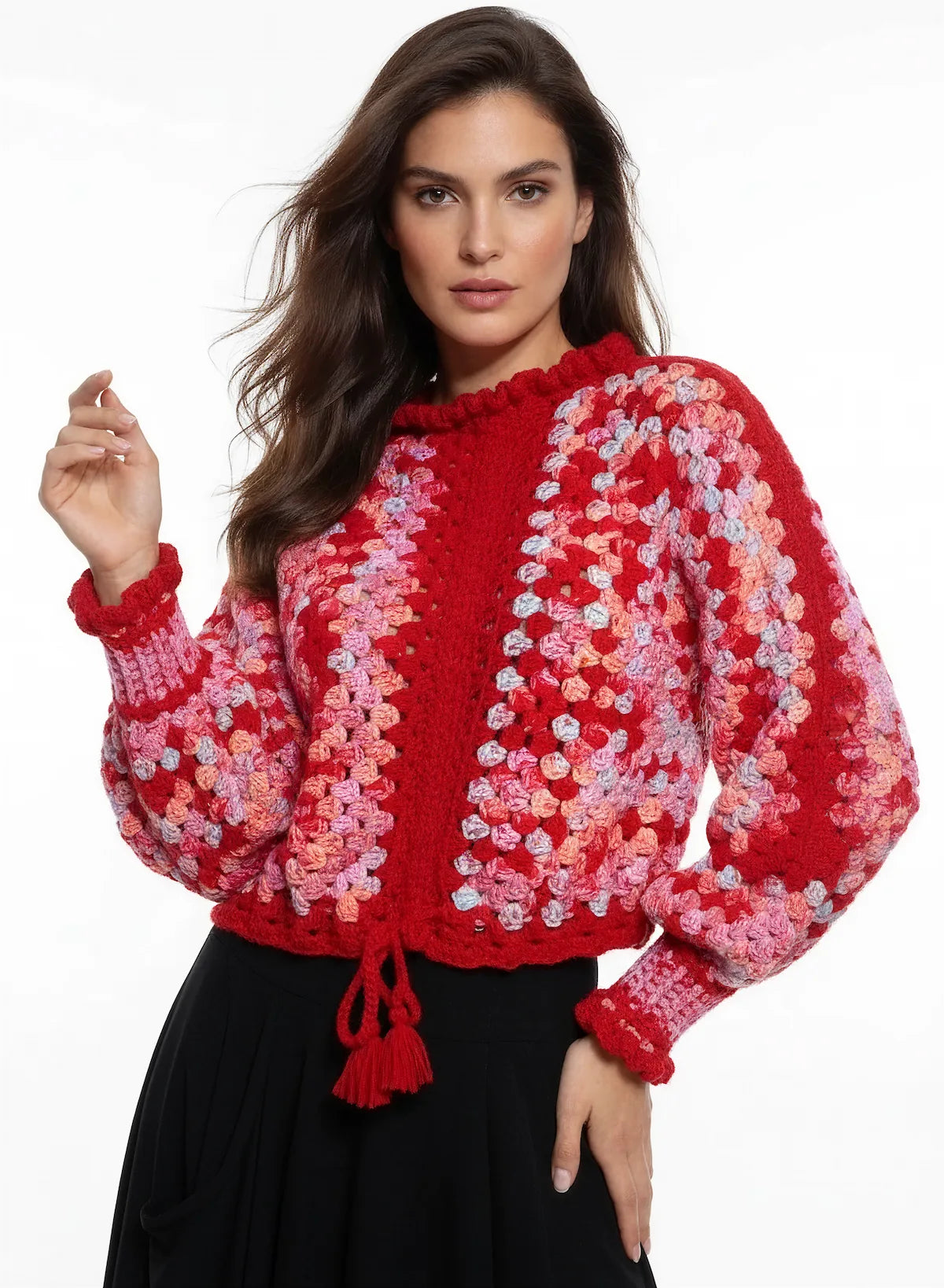 Pull femme Rosa rouge granny square multicolore lien pompons – crochet fait main – manches bouffantes – Cachalabibi