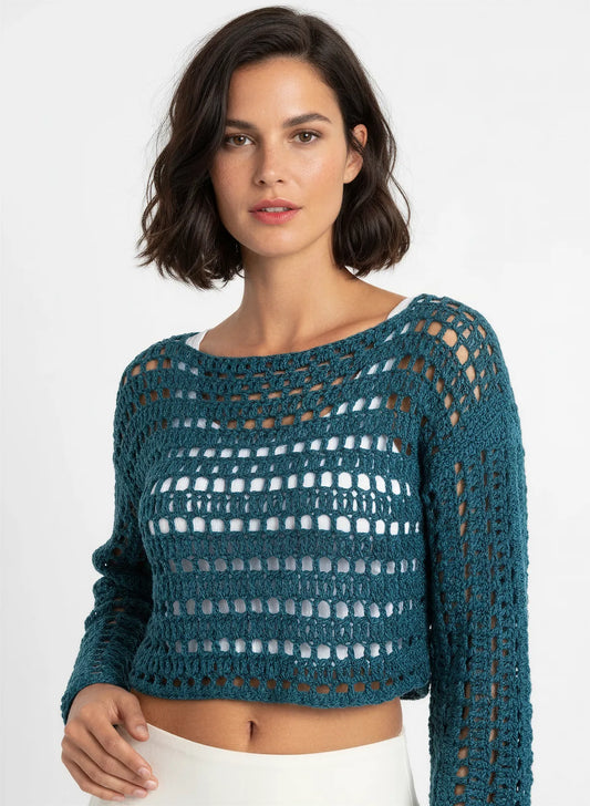 Pull court Verdo bleu canard ajouré – crochet fait main – de face – Cachalabibi
