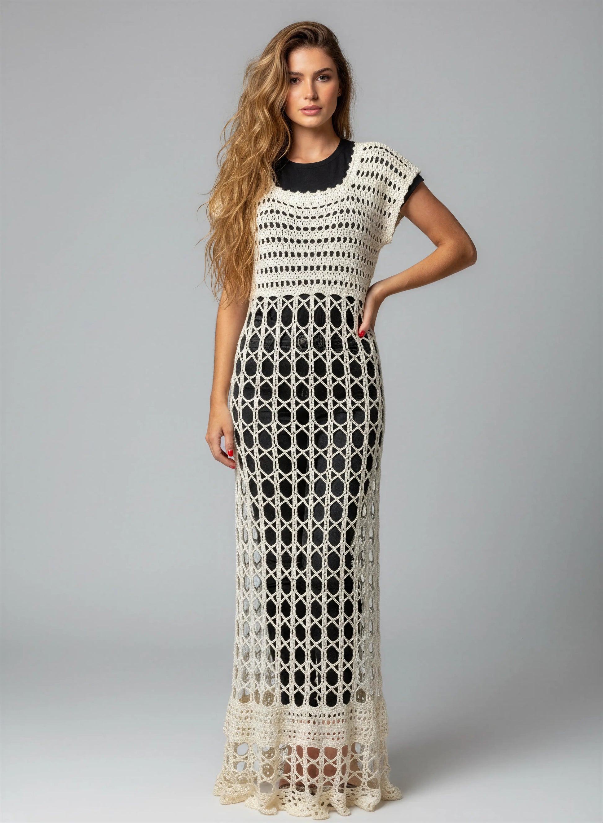 Robe crochet fait main Overdressy écru over-dress transparent grandes mailles géométriques coupe sirène maxi – Cachalabibi