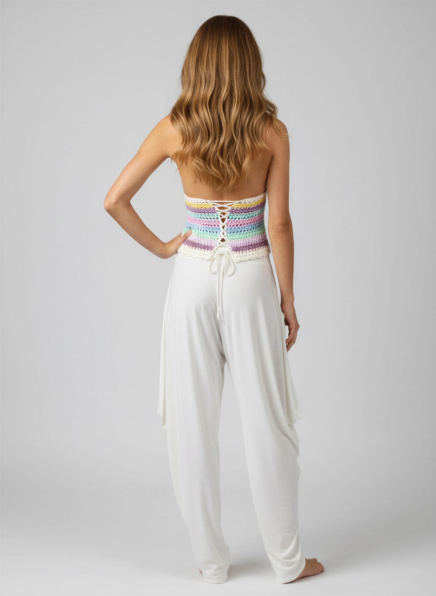 Top dos nu crochet fait main Jamaica multicolore pastel lacet corset dos écru rayures filet ajouré – Cachalabibi