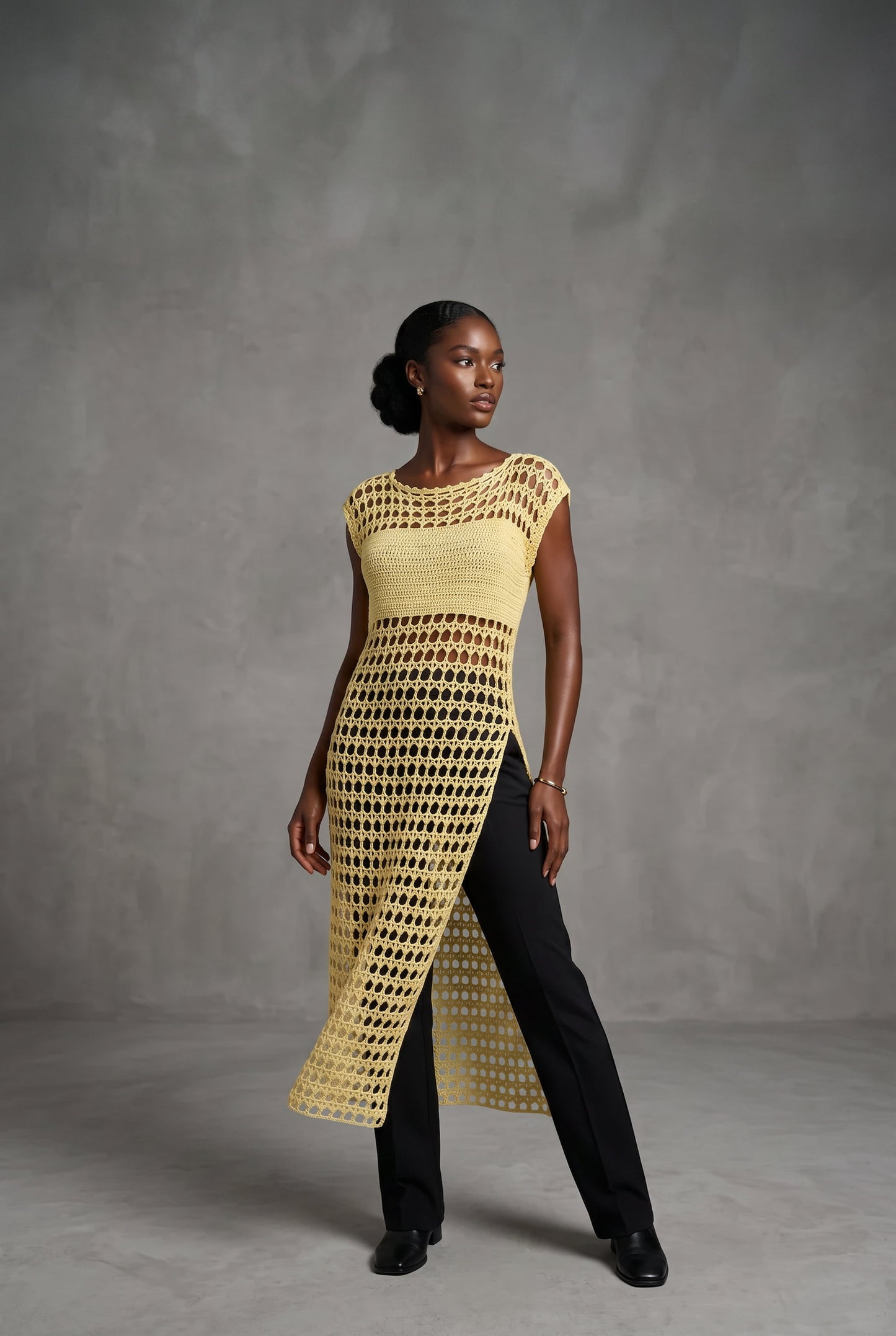 Tunique crochet fait main Sahara jaune citron mailles ajourées fente latérale – Cachalabibi 