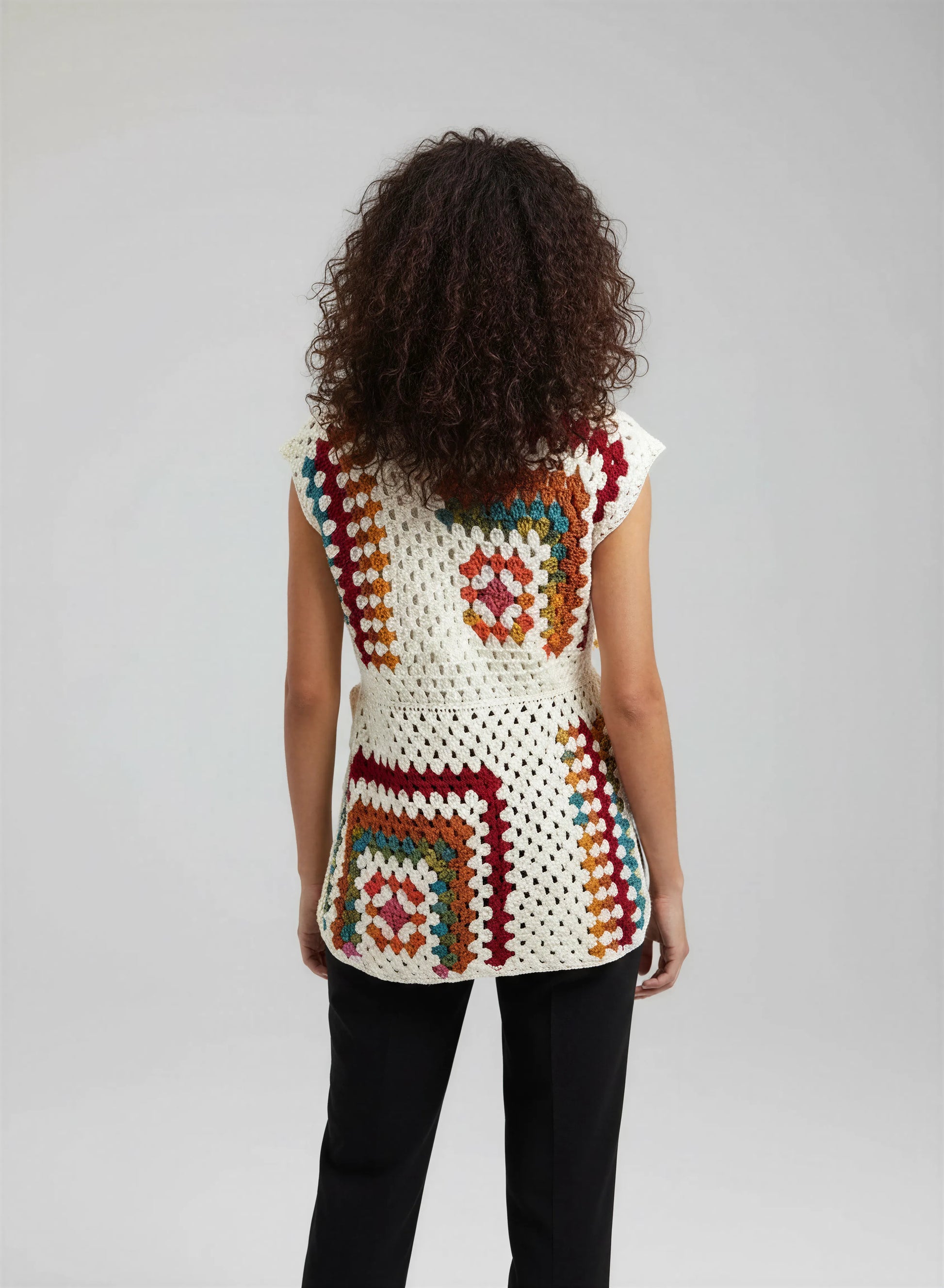 Tunique crochet fait main Dédalina écru carrés granny multicolores patchwork dos filet grandes mailles – Cachalabibi