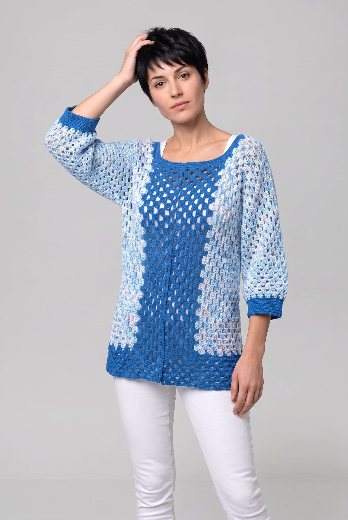 Tunique Duoblue crochet bicolore bleu roi bleu ciel granny — vue face — Cachalabibi