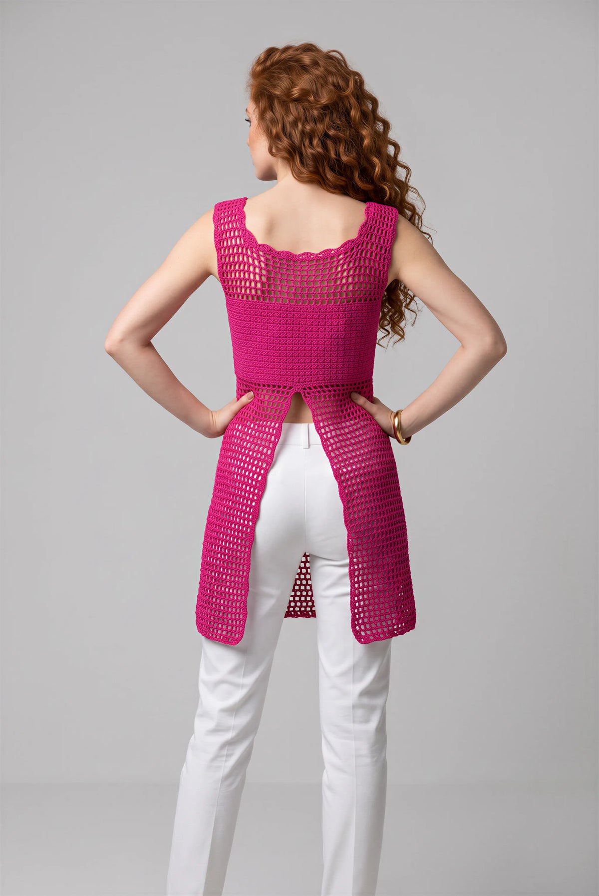 Tunique Farfalina crochet — vue dos queue-de-pie fente centrale filet fuchsia — Cachalabibi