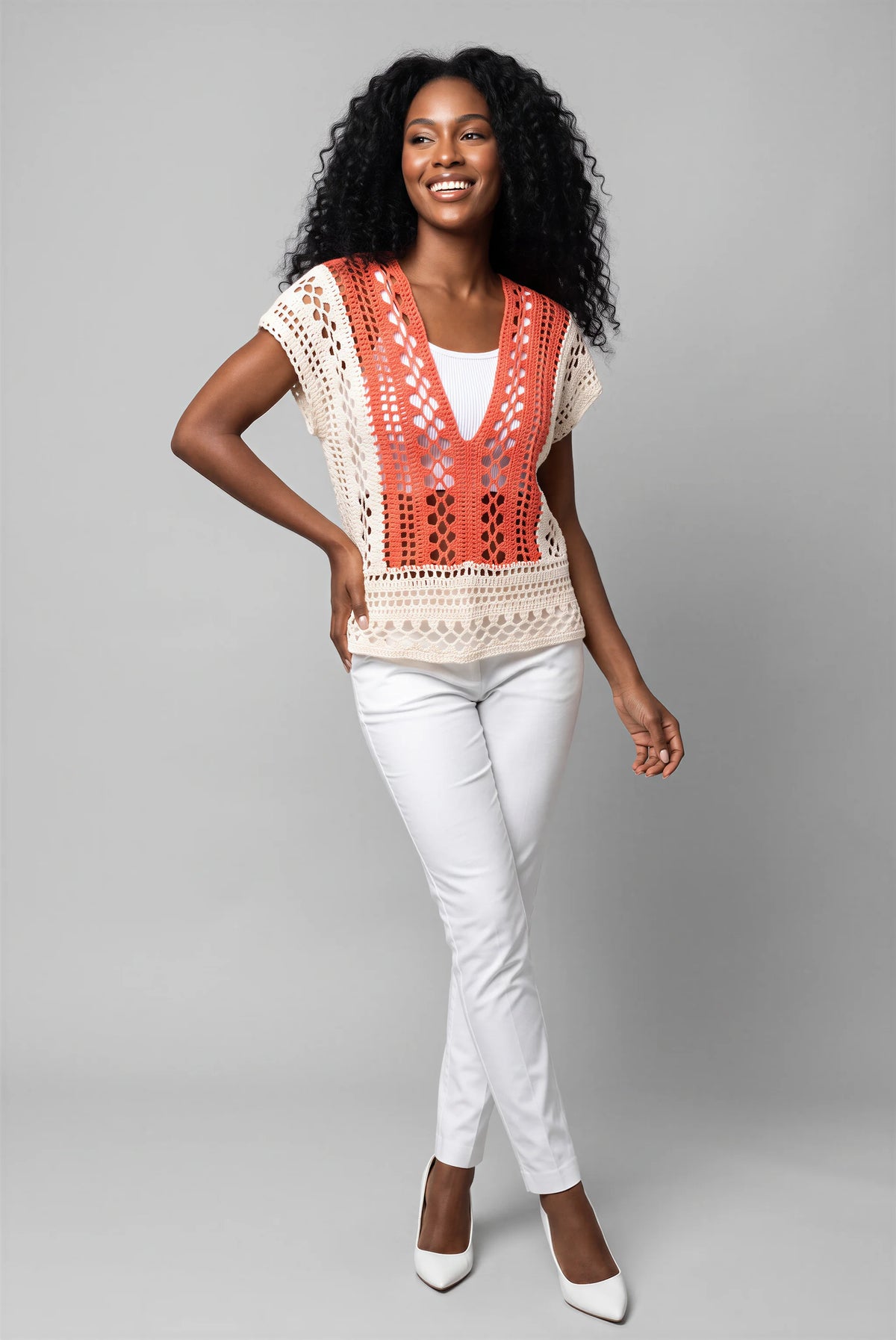 Tunique Gorgona crochet bicolore corail écru col V — vue face — Cachalabibi